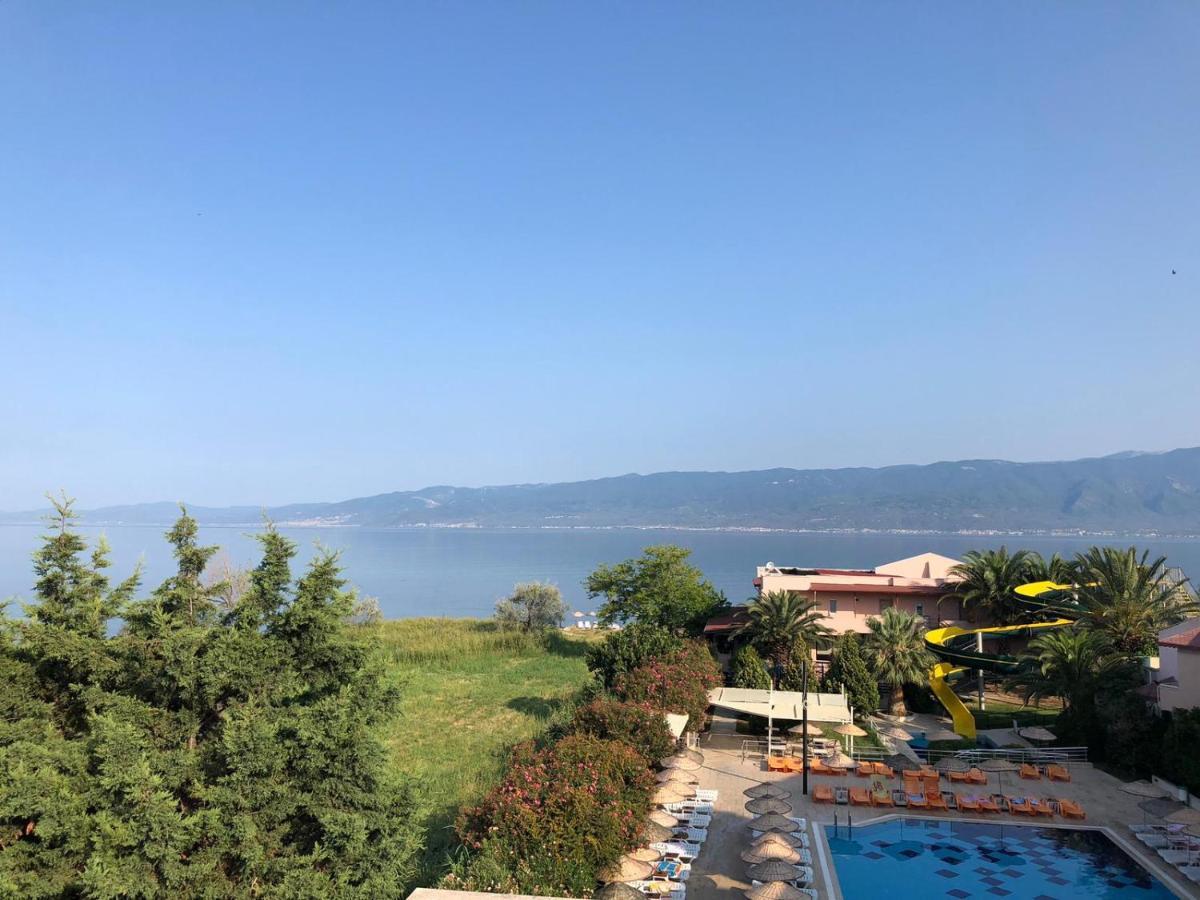 Afytos Oeren Park Mtk Hotel Exterior photo