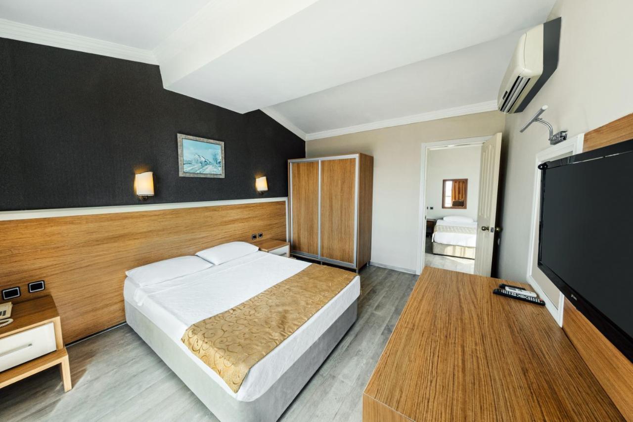 Afytos Oeren Park Mtk Hotel Exterior photo